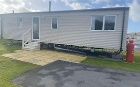 Delightful Two Bedroom Caravan On Par Beach.